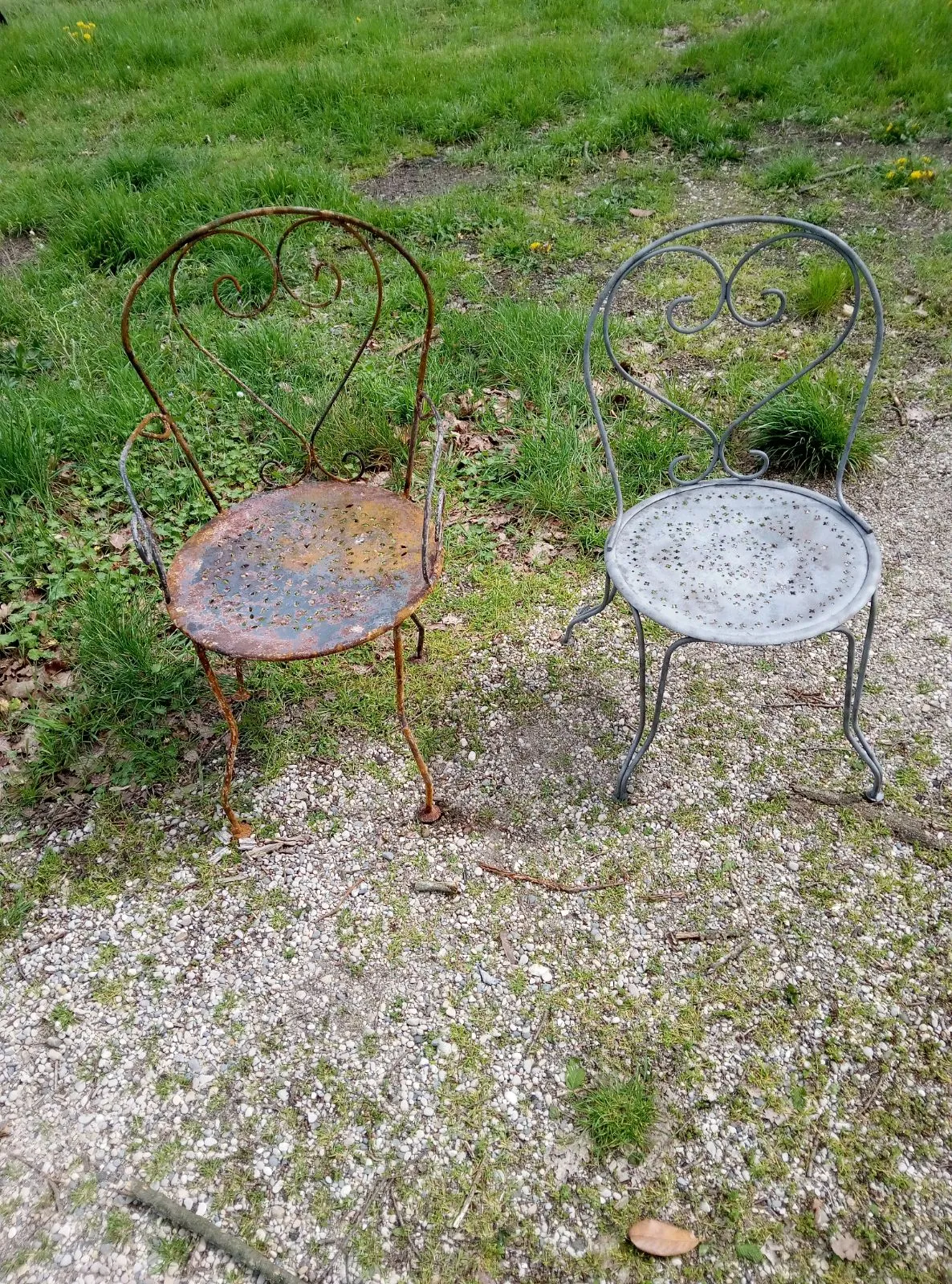 Chaises avant et après sablage